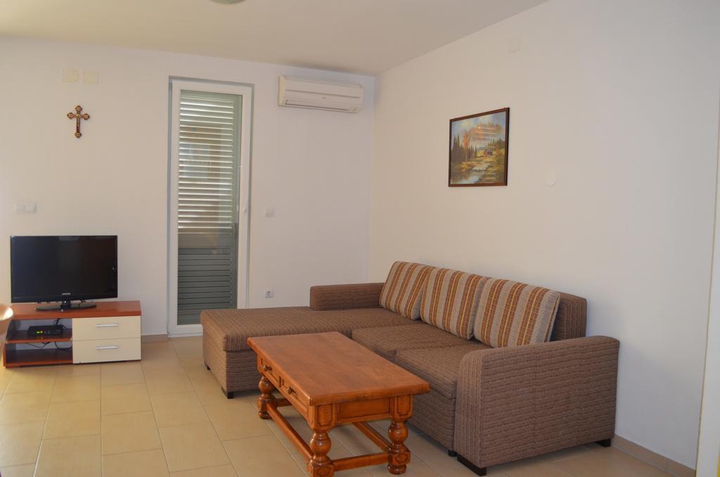 Apartments Buljan Baška Cameră foto