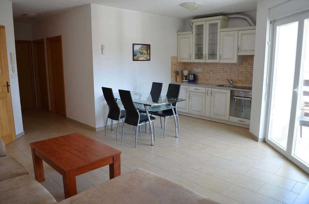 Apartments Buljan Baška Cameră foto